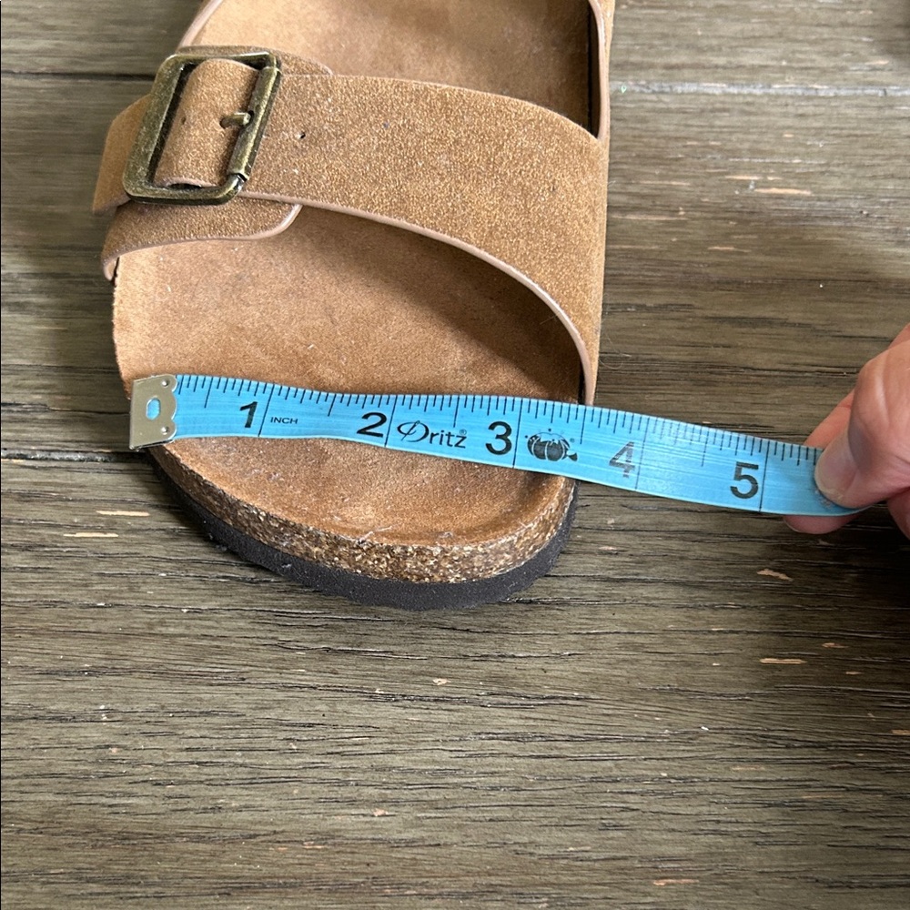 Torrid Tan Buckle Strap Sandals Size 10WW - Picture 11 of 12